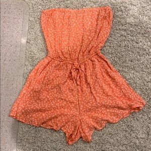 strapless flowered romper